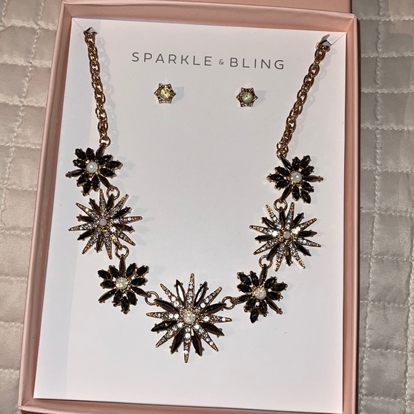 NIB- Sparkle & Bling Faux Rhinestone/Lab Created Blue Stone Necklace/Earring Set - Picture 1 of 5